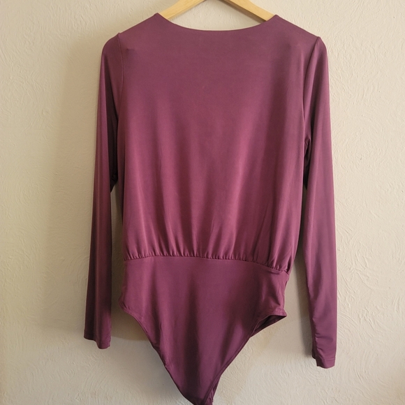 Leyden, Longsleeve Cowlneck Bodysuit, Wine, Size Medium - Picture 4 of 7